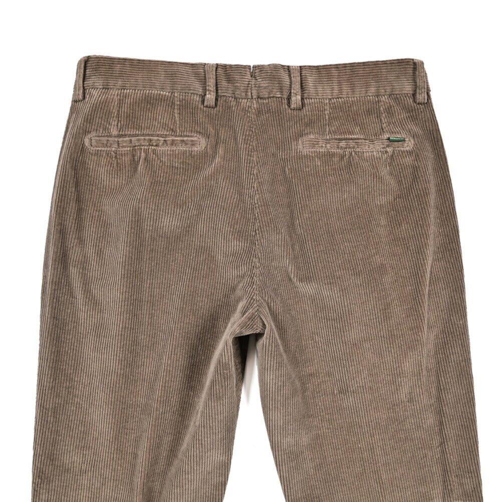 BERWICH “RETRO LONG - GD” ストレッチコットン 中畝コーデュロイワンタックパンツ ブラウン(mandorlo4627) 44 | GUARDAROBA MILANO OFFICIAL STORE