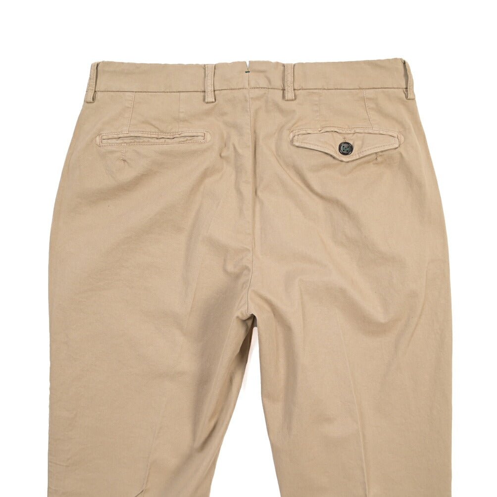 BERWICH “RETRO THECA 1P” ストレッチコットン ワンタックチノパンツ ベージュ(sabbia199) 48 | GUARDAROBA MILANO OFFICIAL STORE