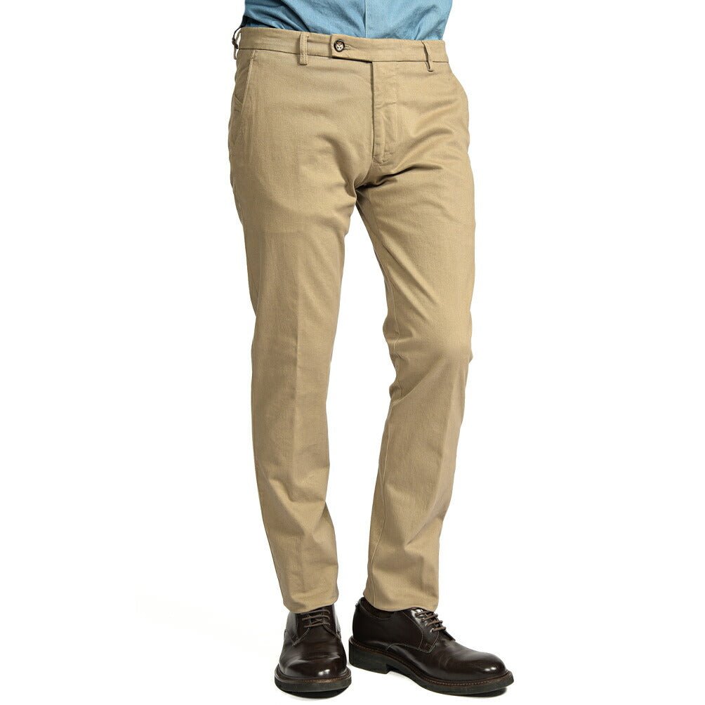 BERWICH "SC SLIM - GD" ストレッチコットンチノ ノータックパンツ ブラウン(noce) 46 | GUARDAROBA MILANO OFFICIAL STORE