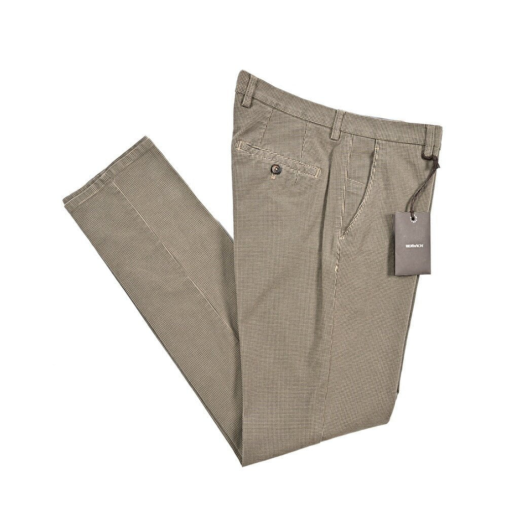 BERWICH “SC SLIM-GD” ストレッチコットン ノータックチノパンツ ベージュ(noce) 46 | GUARDAROBA MILANO OFFICIAL STORE