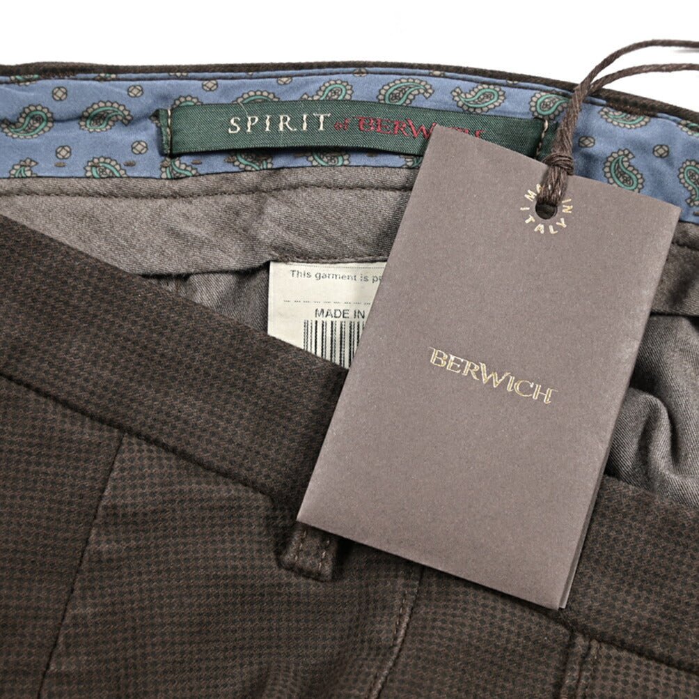 BERWICH “SC SLIM-GD” ストレッチコットン ノータックチノパンツ ブラウン(moro) 46 | GUARDAROBA MILANO OFFICIAL STORE