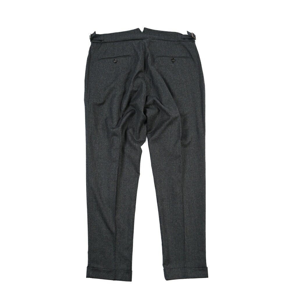 BERWICH “SCOTCH” ヴァージンウール100% ツータックスラックス ダークグレー(smoke) 50 | GUARDAROBA MILANO OFFICIAL STORE