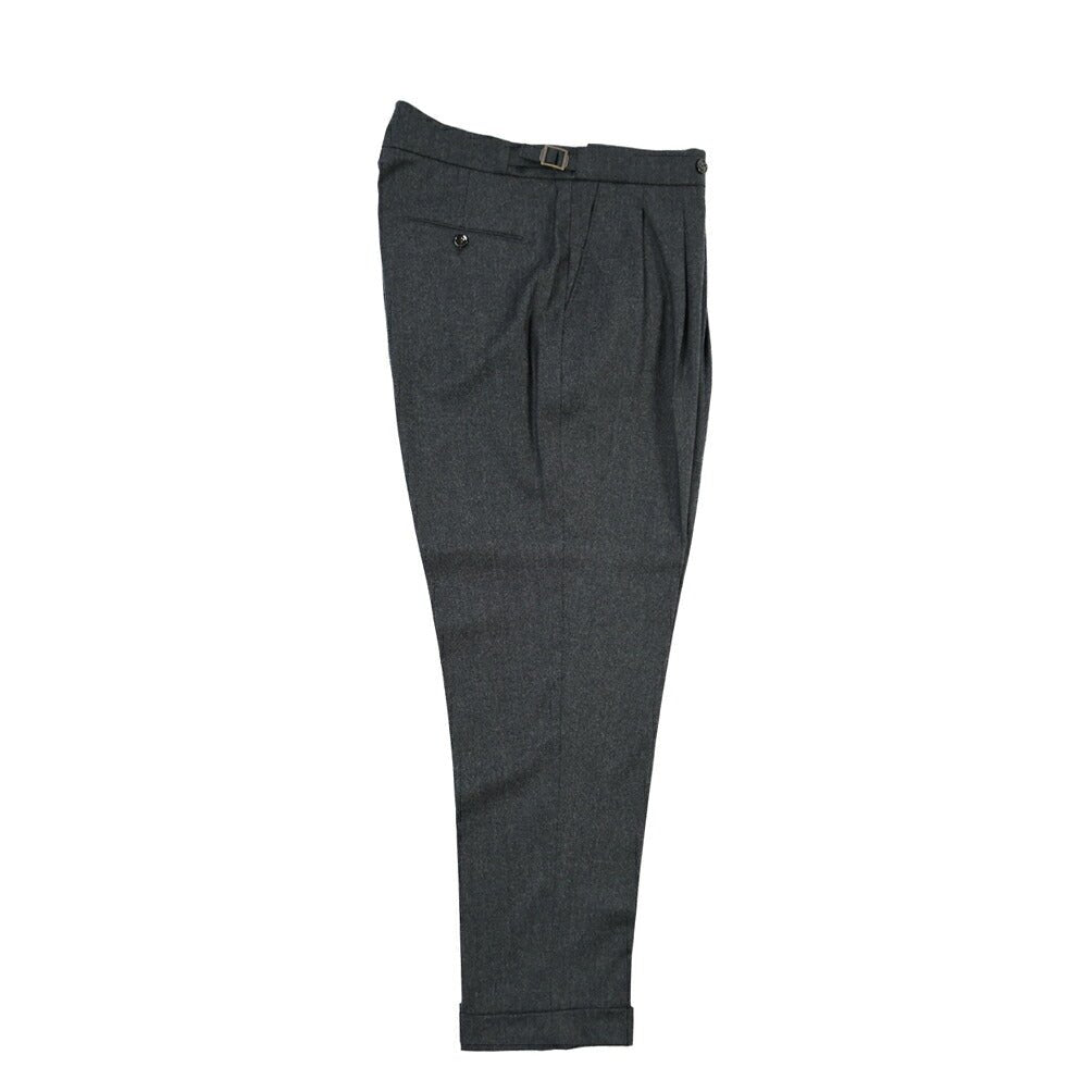 BERWICH “SCOTCH” ヴァージンウール100% ツータックスラックス ダークグレー(smoke) 50 | GUARDAROBA MILANO OFFICIAL STORE