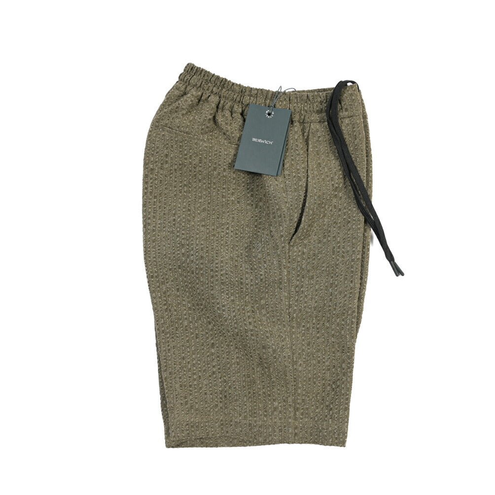BERWICH “SHORT SPIAGGIA” リヨセル混リネン ノータックショーツ カーキグリーン(army) 46 | GUARDAROBA MILANO OFFICIAL STORE