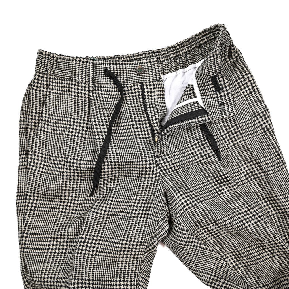 BERWICH "SPIAGGIA" リネン100% ドローコード付きワンタックパンツ ブラック(black) 50 | GUARDAROBA MILANO OFFICIAL STORE