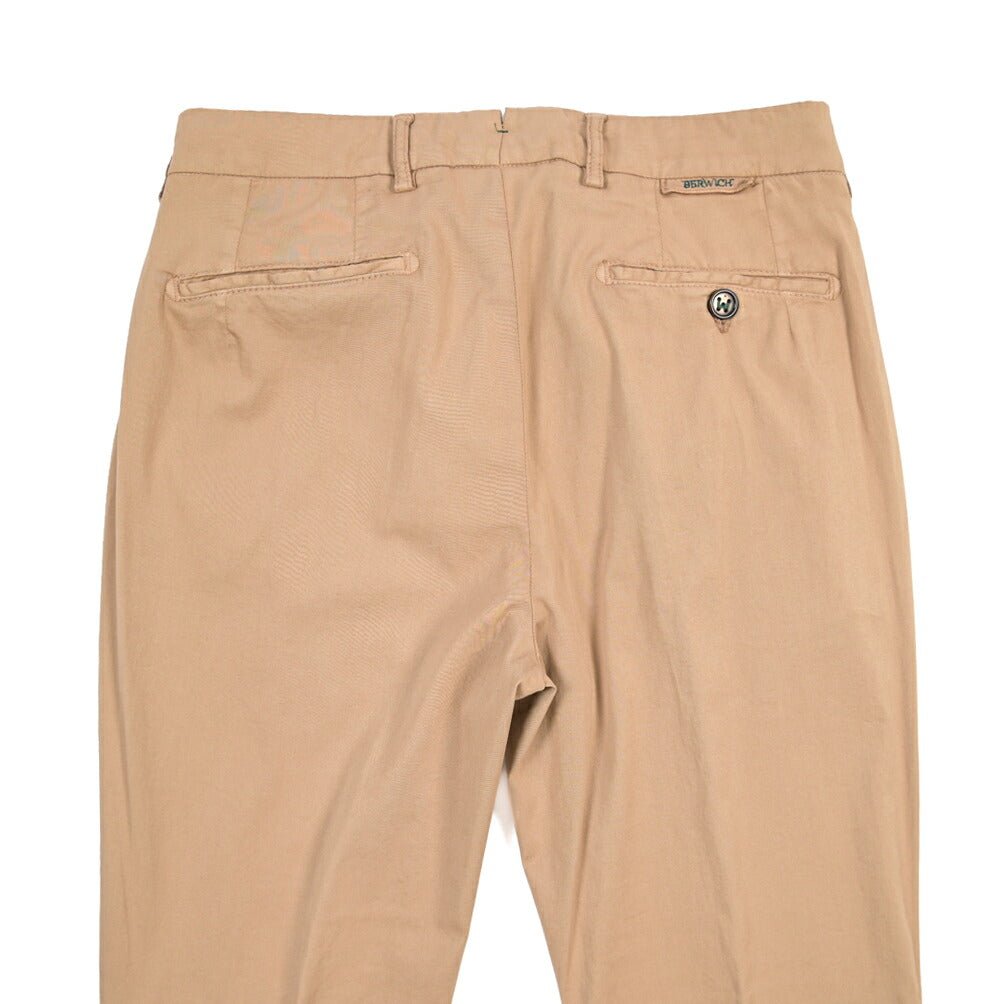 BERWICH “STROMS FF-GD” シルク混コットン ノータックパンツ ブラウン(noce724) 46 | GUARDAROBA MILANO OFFICIAL STORE