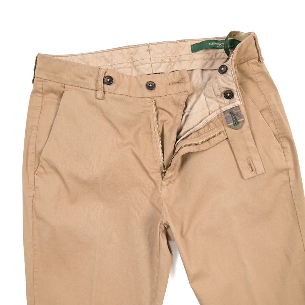 BERWICH “STROMS FF-GD” シルク混コットン ノータックパンツ ブラウン(noce724) 46 | GUARDAROBA MILANO OFFICIAL STORE