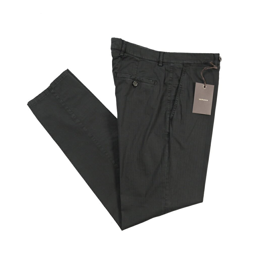 BERWICH “VULCANO Z 195-GD” ストレッチコットン ノータックチノパンツ ブラック(old999) 46 | GUARDAROBA MILANO OFFICIAL STORE