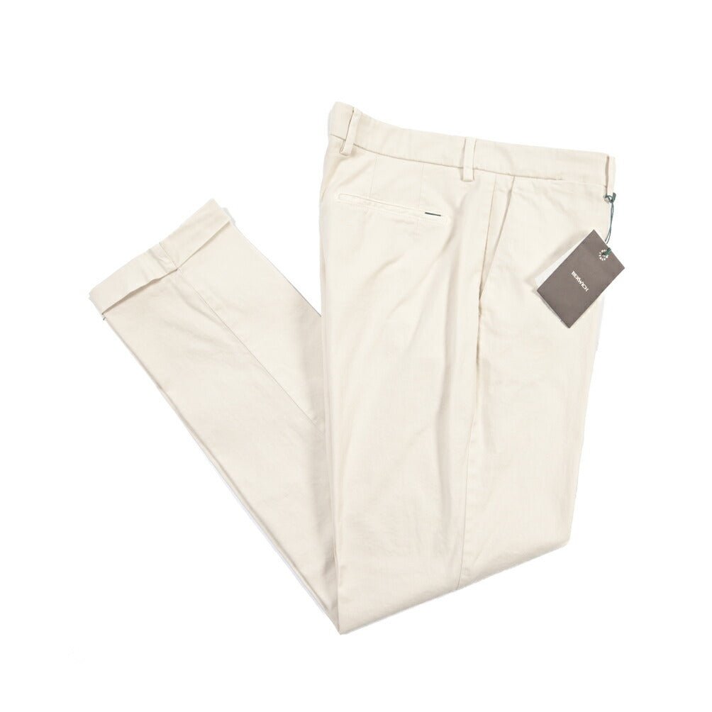 BERWICH “YRETRO-GD” ストレッチコットン ノータックチノパンツ オフホワイト(latte802) 44 | GUARDAROBA MILANO OFFICIAL STORE
