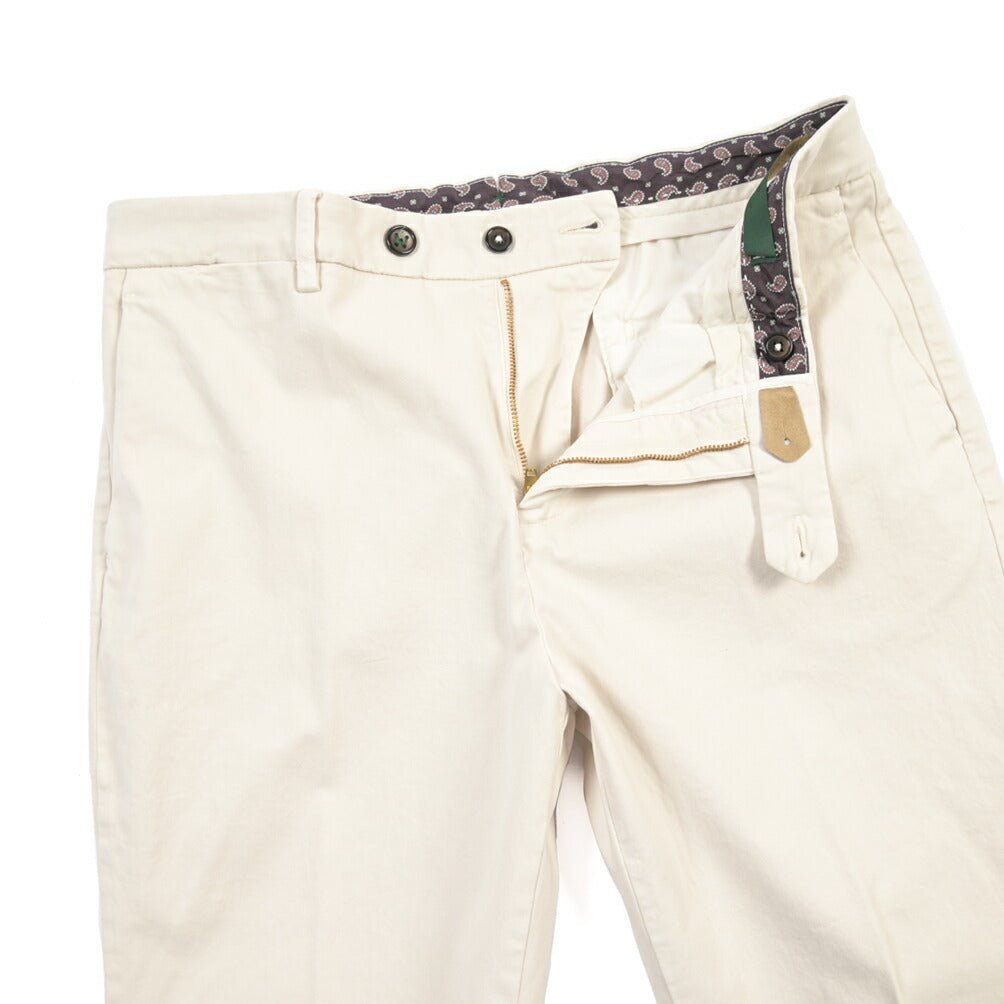 BERWICH “YRETRO-GD” ストレッチコットン ノータックチノパンツ オフホワイト(latte802) 44 | GUARDAROBA MILANO OFFICIAL STORE
