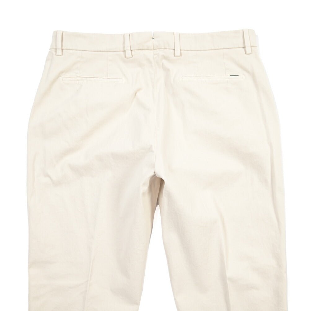 BERWICH “YRETRO-GD” ストレッチコットン ノータックチノパンツ オフホワイト(latte802) 44 | GUARDAROBA MILANO OFFICIAL STORE