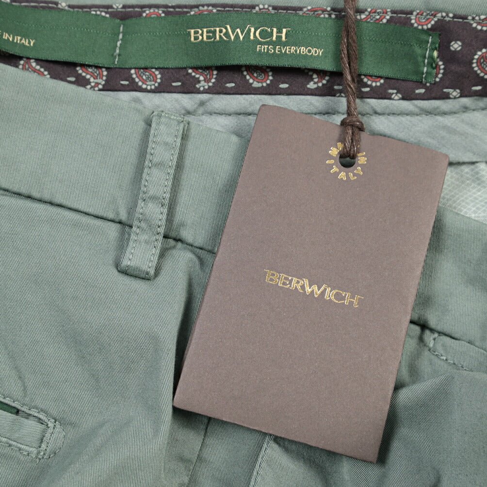BERWICH “YRETRO-GD” ストレッチコットン ノータックチノパンツ グリーン(salvia821) 50 | GUARDAROBA MILANO OFFICIAL STORE