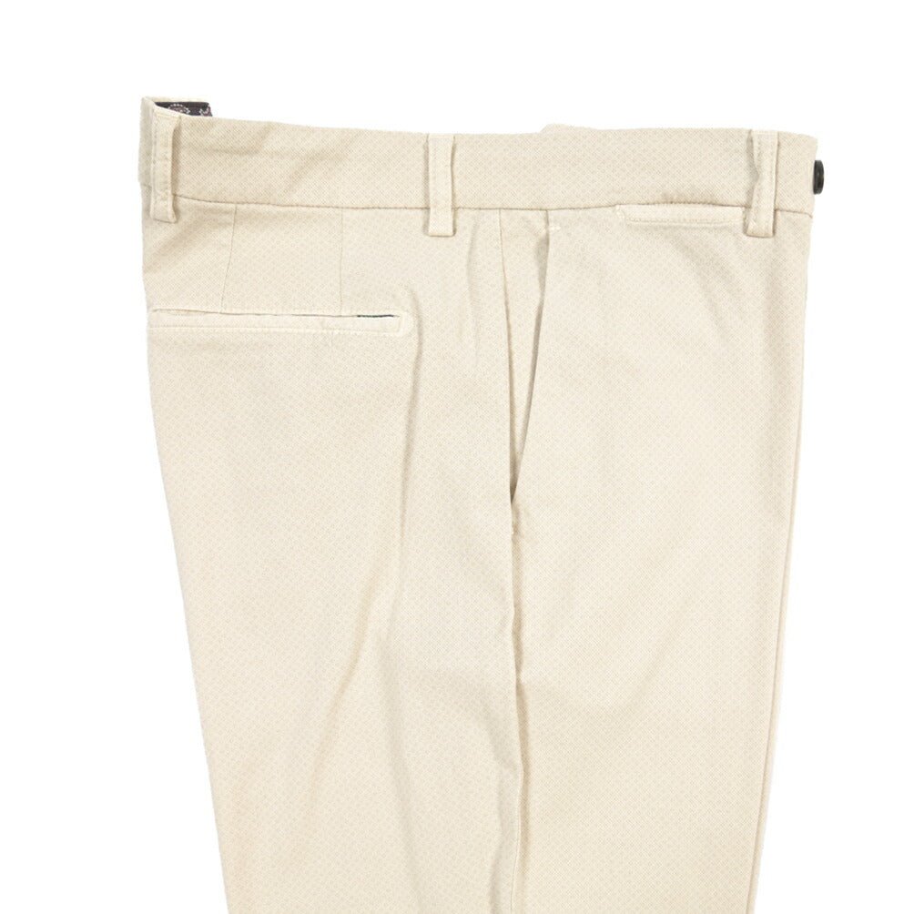 BERWICH “YRETRO LONG-GD” ストレッチコットン ノータックチノパンツ オフホワイト(latte802) 46 | GUARDAROBA MILANO OFFICIAL STORE