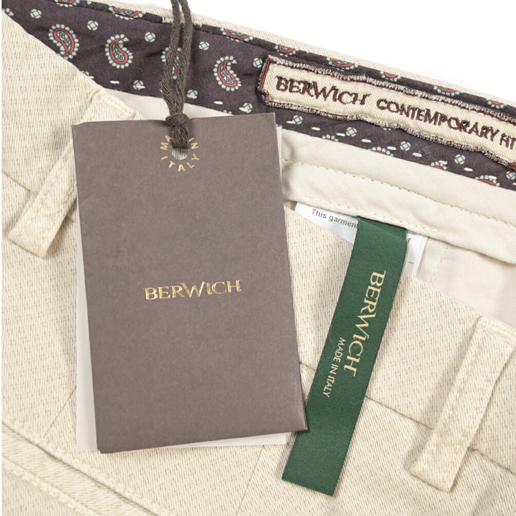 BERWICH “YRETRO LONG-GD” ストレッチコットン ノータックチノパンツ オフホワイト(latte802) 46 | GUARDAROBA MILANO OFFICIAL STORE