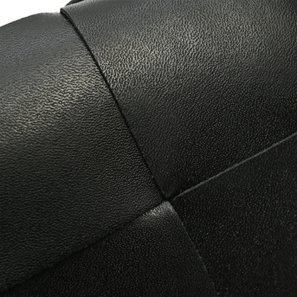 BOTTEGA VENETA “Cassette” カーフレザー100% イントレチャートカードケース ブラック 7.5cm×12.2cm×2.5cm | GUARDAROBA MILANO OFFICIAL STORE