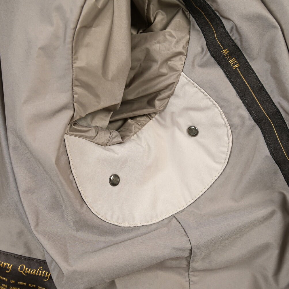 CLEARANCE SALE｜MOORER “STAZIO-SKT” ポリエステル100% スタンドカラー中綿ジャケット / ACQUA PROOF (防水) ベージュ(AVORIO) 48 | GUARDAROBA MILANO OFFICIAL STORE