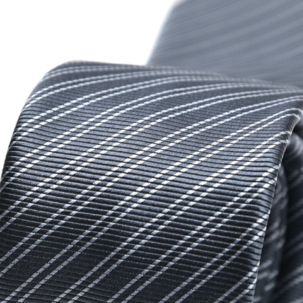 GIORGIO ARMANI シルク100% レジメンタル柄ネクタイ｜434660｜GUARDAROBA MILANO OFFICIAL STORE