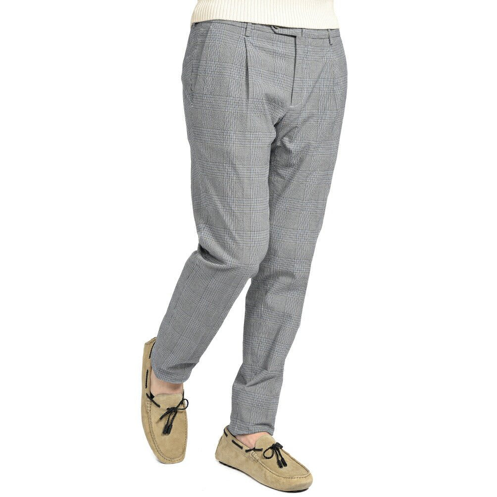 GTA “772 L” シアサッカー スリムフィットパンツ グレー 48 | GUARDAROBA MILANO OFFICIAL STORE