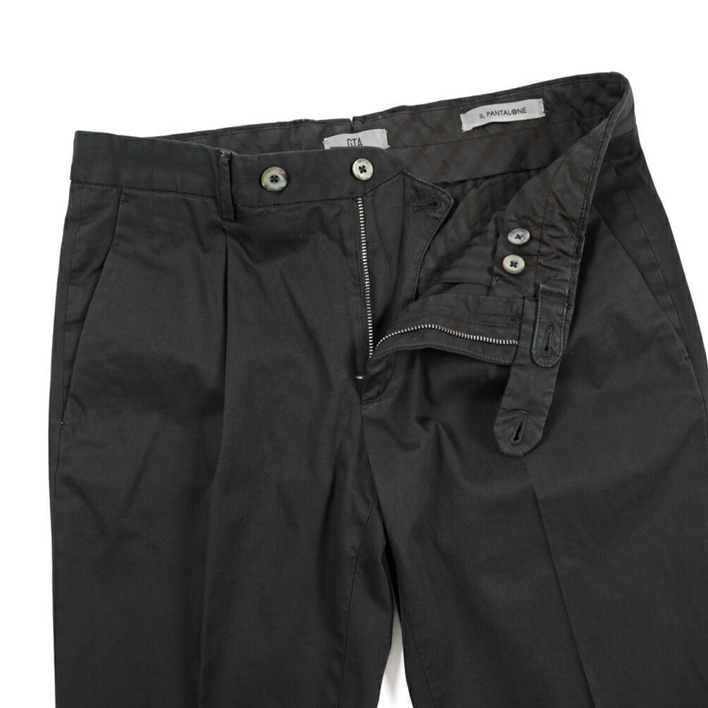 GTA “772 L” SLIM FIT ストレッチコットン ワンタックチノパンツ / SLIM FIT ダークネイビー 46 | GUARDAROBA MILANO OFFICIAL STORE