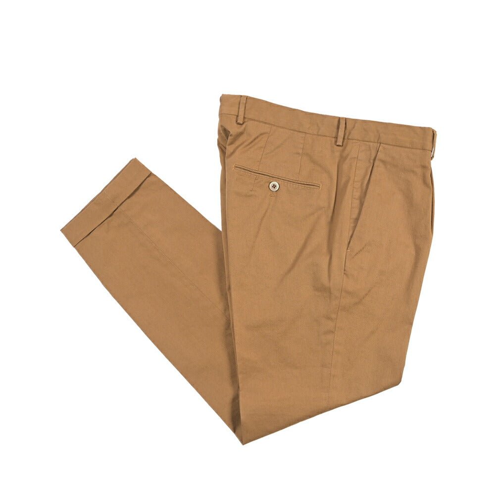 GTA “772” ストレッチコットン ワンタックチノパンツ / SLIM FIT ブラウン 46 | GUARDAROBA MILANO OFFICIAL STORE