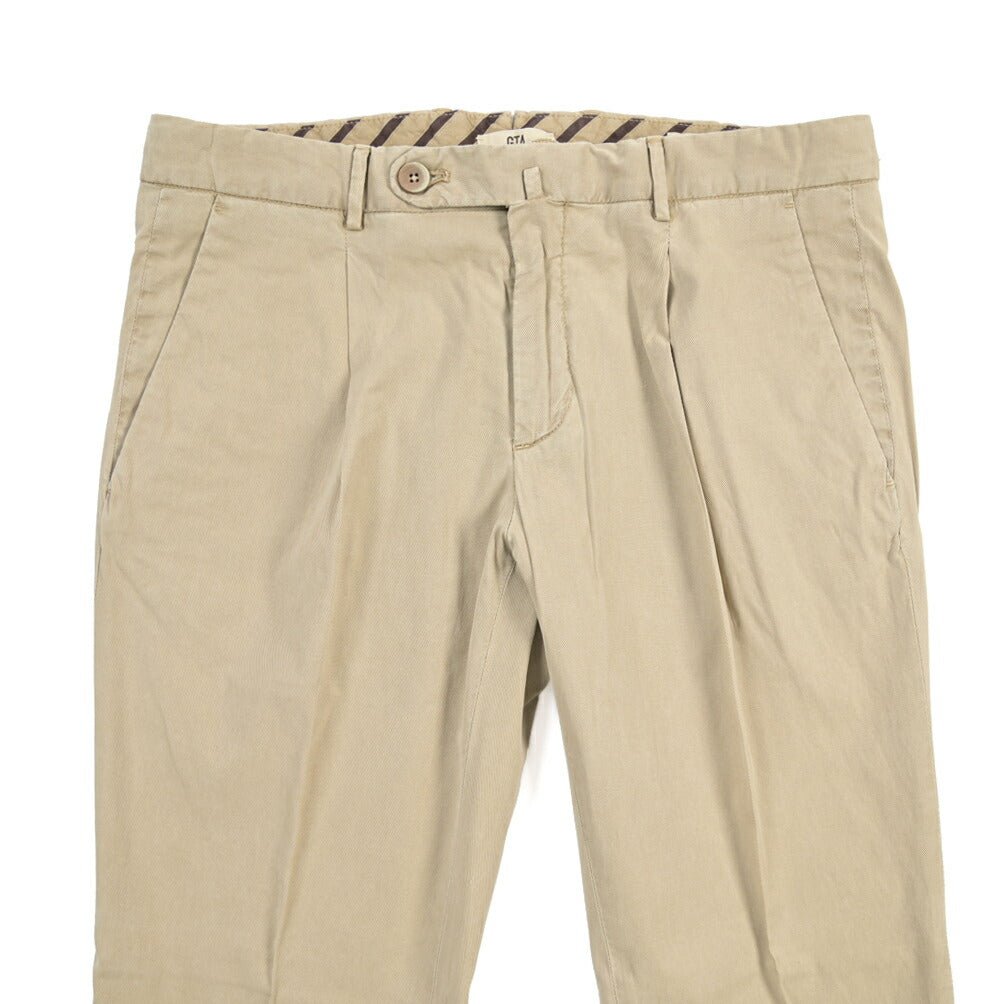 GTA “772” ストレッチコットン ワンタックチノパンツ / SLIM FIT ベージュ 46 | GUARDAROBA MILANO OFFICIAL STORE