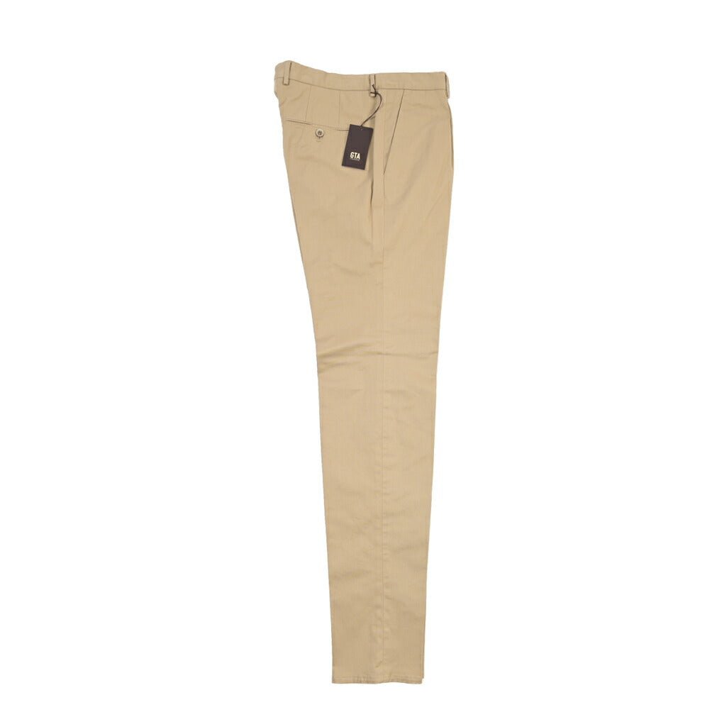 GTA “772L” ストレッチコットン ワンタックチノパンツ / SLIM FIT ベージュ 48 | GUARDAROBA MILANO OFFICIAL STORE