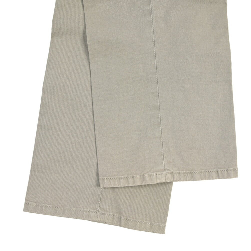 GTA “800 KP” ストレッチコットン ワンタックチノパンツ / EXTRASLIM FIT グレー 46 | GUARDAROBA MILANO OFFICIAL STORE