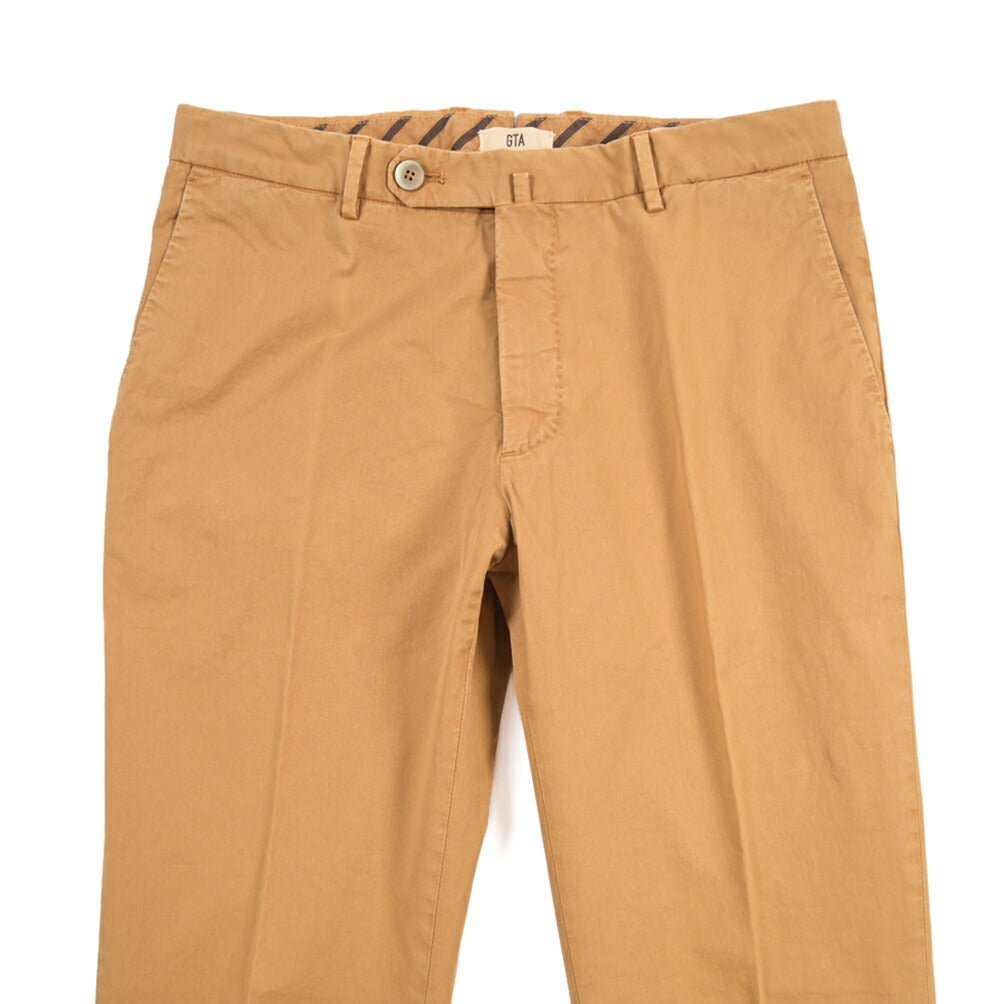 GTA “800 SL” ストレッチコットン ノータックチノパンツ / SLIM FIT ライトブラウン 48 | GUARDAROBA MILANO OFFICIAL STORE