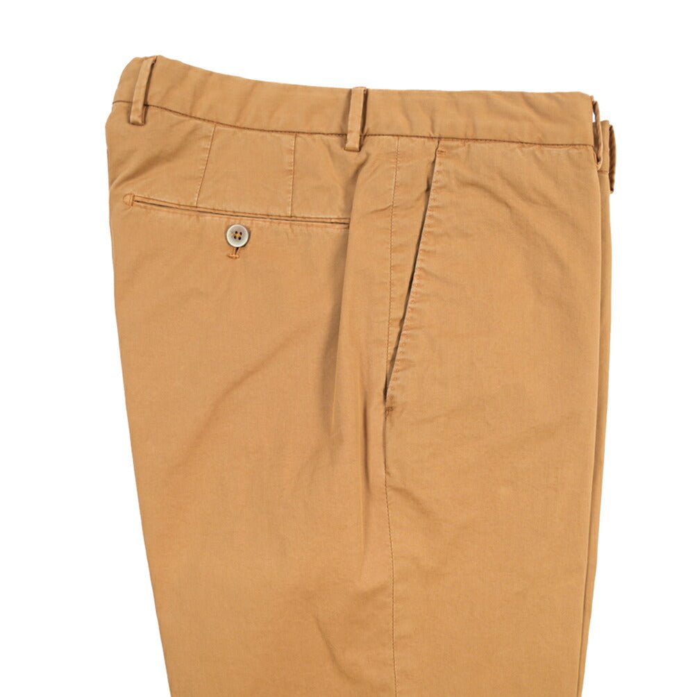 GTA “800 SL” ストレッチコットン ノータックチノパンツ / SLIM FIT ライトブラウン 48 | GUARDAROBA MILANO OFFICIAL STORE
