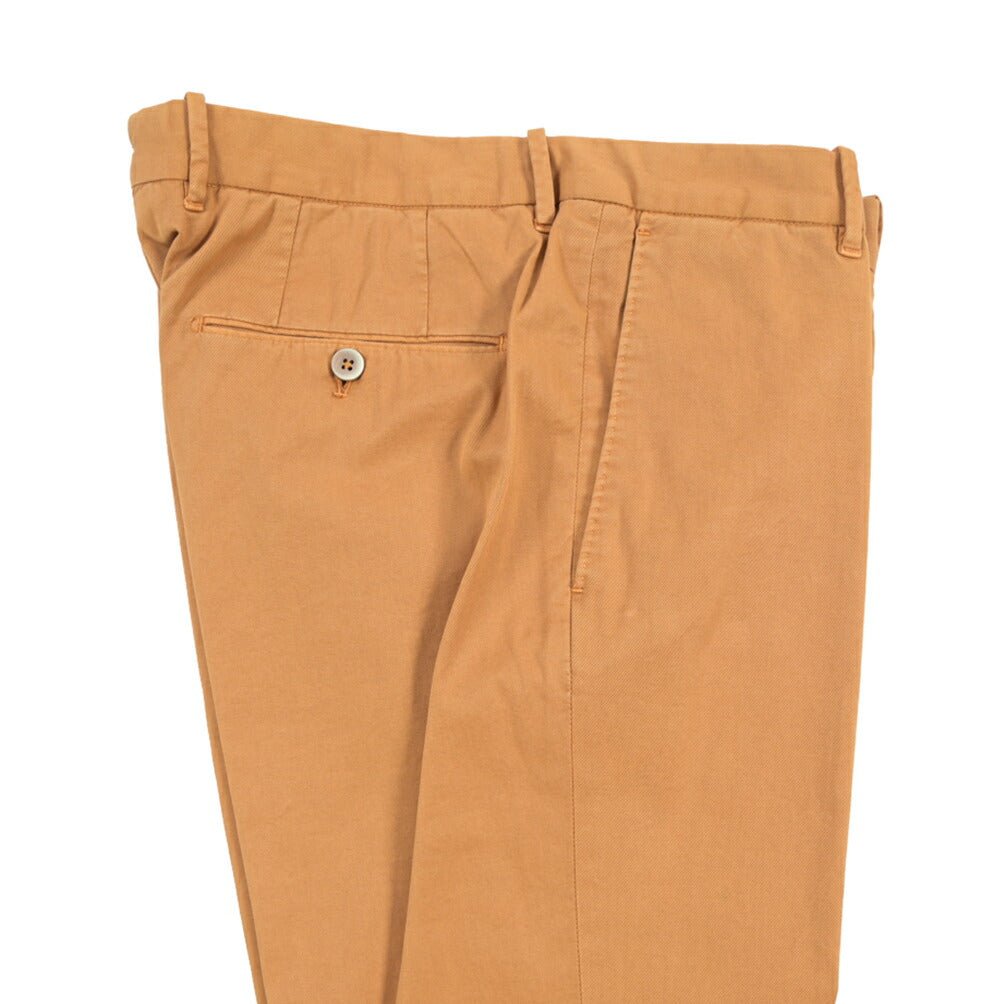 GTA “800 SSL” ストレッチコットン ノータックチノパンツ / EXTRASLIM FIT ブラウン 48 | GUARDAROBA MILANO OFFICIAL STORE