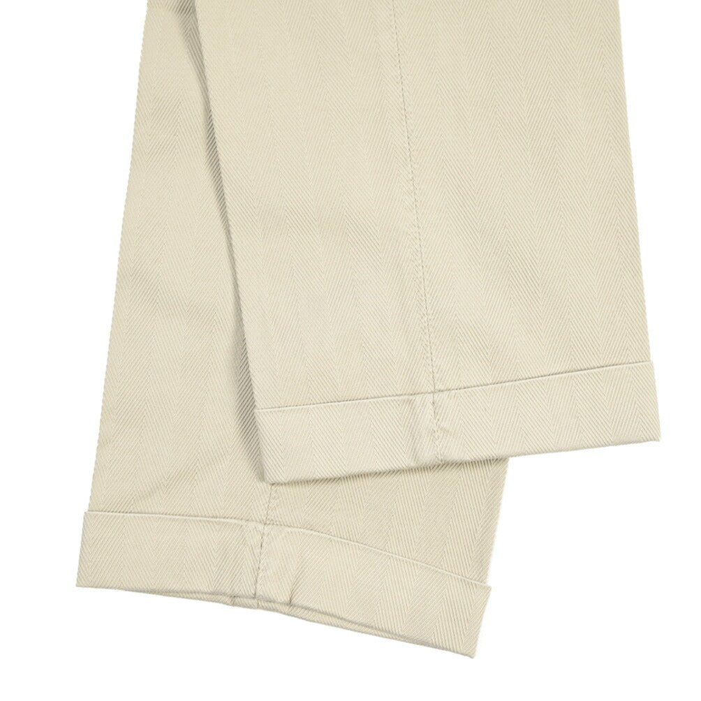 GTA “ALESSANDRO” ストレッチコットン ワンタックヘリンボーンパンツ / COMFORT / メンズ ベージュ 48 | GUARDAROBA MILANO OFFICIAL STORE