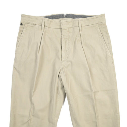 GTA “ALESSANDRO” ストレッチコットン ワンタックヘリンボーンパンツ / COMFORT / メンズ ベージュ 48 | GUARDAROBA MILANO OFFICIAL STORE