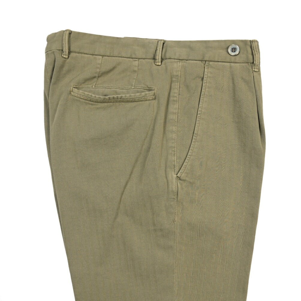 GTA “BYRON” ストレッチコットン ワンタックヘリンボーンパンツ / SLIM / メンズ カーキグリーン 48 | GUARDAROBA MILANO OFFICIAL STORE