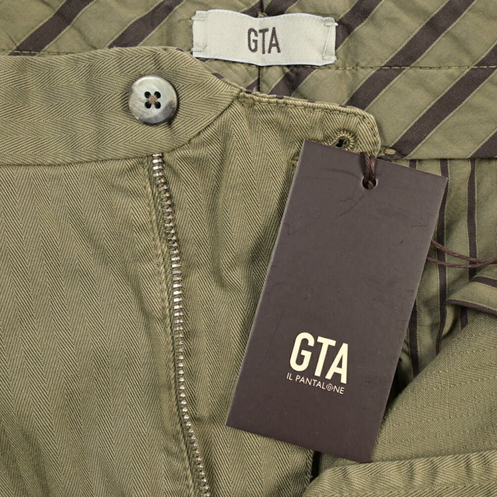 GTA “BYRON” ストレッチコットン ワンタックヘリンボーンパンツ / SLIM / メンズ カーキグリーン 48 | GUARDAROBA MILANO OFFICIAL STORE