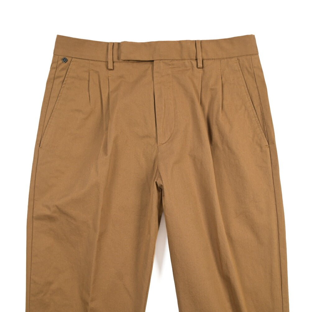 GTA “DANTE” ストレッチコットン ツータックチノパンツ / COMFORT FIT ブラウン 46 | GUARDAROBA MILANO OFFICIAL STORE