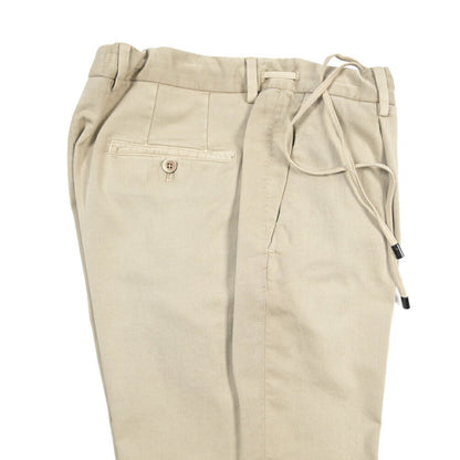 GTA “HERRICK JOG NEW” ストレッチコットン ワンタックジョガーパンツ / COMFORT / メンズ ベージュ 46 | GUARDAROBA MILANO OFFICIAL STORE
