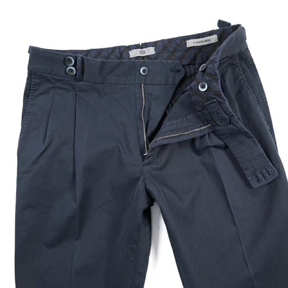 GTA “MAX II” SLIM FIT ストレッチコットン ツータックベルトレスパンツ / SLIM FIT ネイビー 46 | GUARDAROBA MILANO OFFICIAL STORE