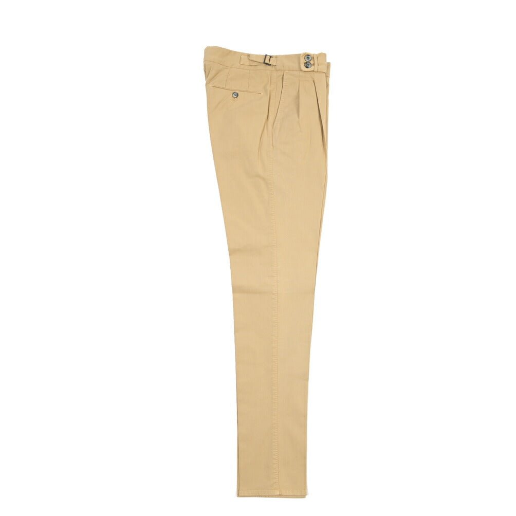 GTA “MAX II” ストレッチコットン ツータックベルトレススラックス / SLIM FIT ベージュ 48 | GUARDAROBA MILANO OFFICIAL STORE