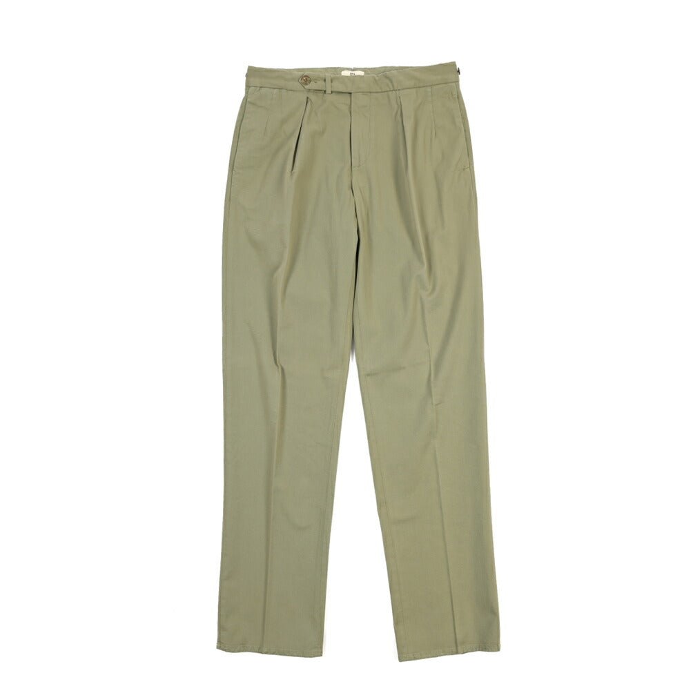 GTA “SERGIO” ストレッチコットン ワンタックチノパンツ / COMFORT FIT カーキグリーン 46 | GUARDAROBA MILANO OFFICIAL STORE