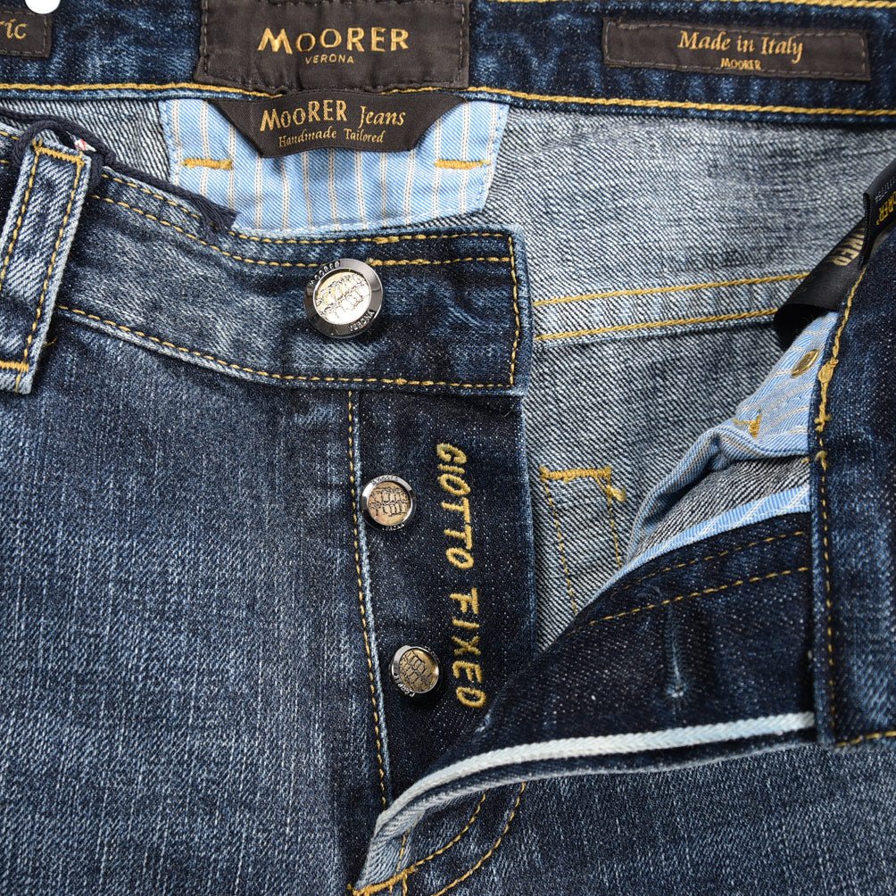MOORER "GIOTTO - DF301" コットン100%デニム スリムジーンズ｜437106｜GUARDAROBA MILANO OFFICIAL STORE