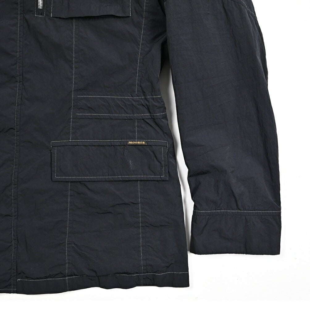 MOORER MANOLO - 4D ナイロン100% スタンドカラーブルゾン 収納可能フード付き M - 65｜436818｜GUARDAROBA MILANO OFFICIAL STORE