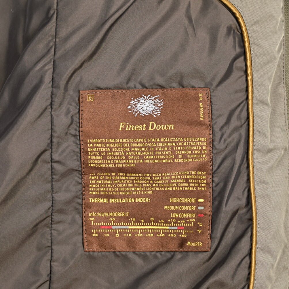 MOORER "MORRIS - KM" ポリエステル100% スタンドカラーダウンコート｜420473 - 42｜GUARDAROBA MILANO OFFICIAL STORE