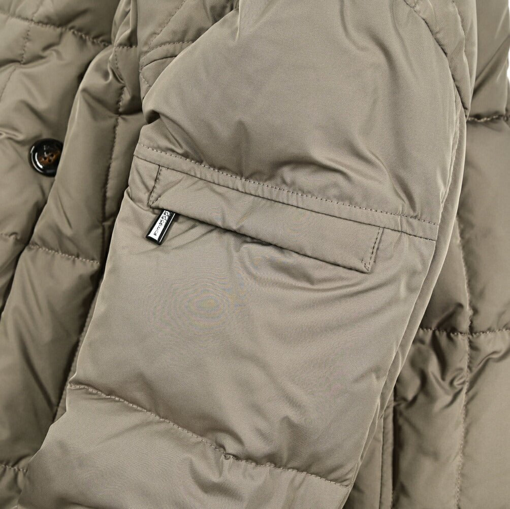 MOORER "MORRIS - KM" ポリエステル100% スタンドカラーダウンコート｜420473 - 42｜GUARDAROBA MILANO OFFICIAL STORE