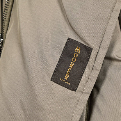 MOORER "MORRIS - KM" ポリエステル100% スタンドカラーダウンコート｜420473 - 42｜GUARDAROBA MILANO OFFICIAL STORE