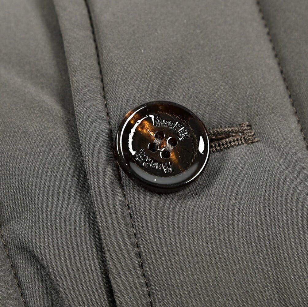 MOORER "SIRO - KN" ストレッチナイロン スタンドカラーダウンジャケット / ACQUA RESISTANT(撥水)｜420456｜GUARDAROBA MILANO OFFICIAL STORE