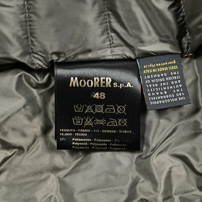 MOORER "STARUSS - S3" ストレッチナイロン スタンドカラーライトダウンジャケット / ACQUA RESISTANT(撥水)｜418258｜GUARDAROBA MILANO OFFICIAL STORE