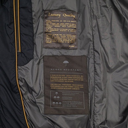 MOORER “STRAUSS-S3” 高機能ストレッチナイロン スタンドカラーダウンブルゾン / ACQUA RESISTANT(撥水) ダークネイビー(DARK BLU) 48 | GUARDAROBA MILANO OFFICIAL STORE