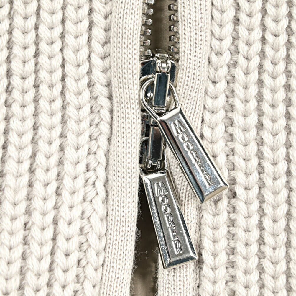 MORE SALE｜《レディース》MOORER "MALBA - STM" 異素材コンビダウンベスト｜420400｜GUARDAROBA MILANO OFFICIAL STORE