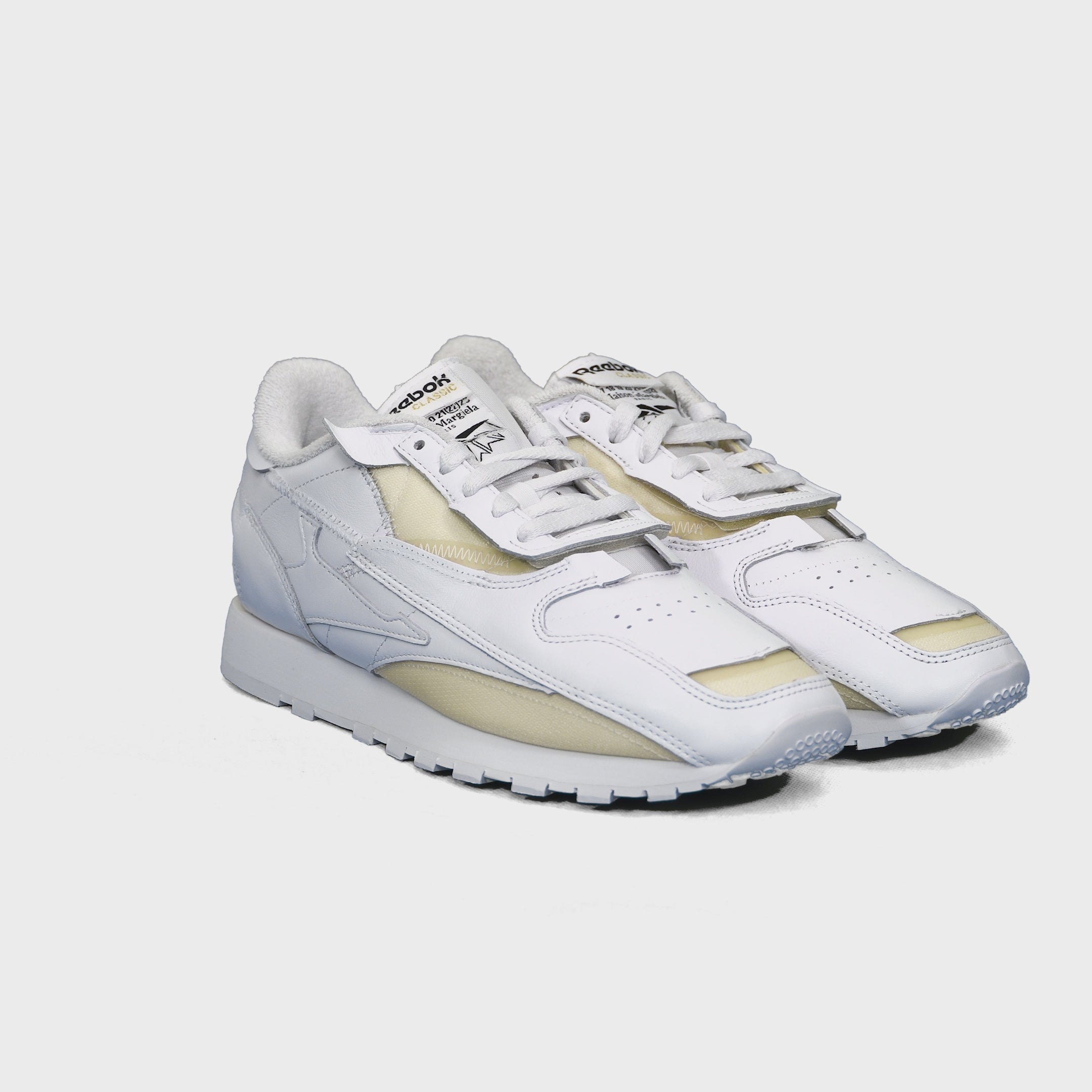 Maison Margiela × Reebok Project 0 CL Memory Of V2 スニーカー