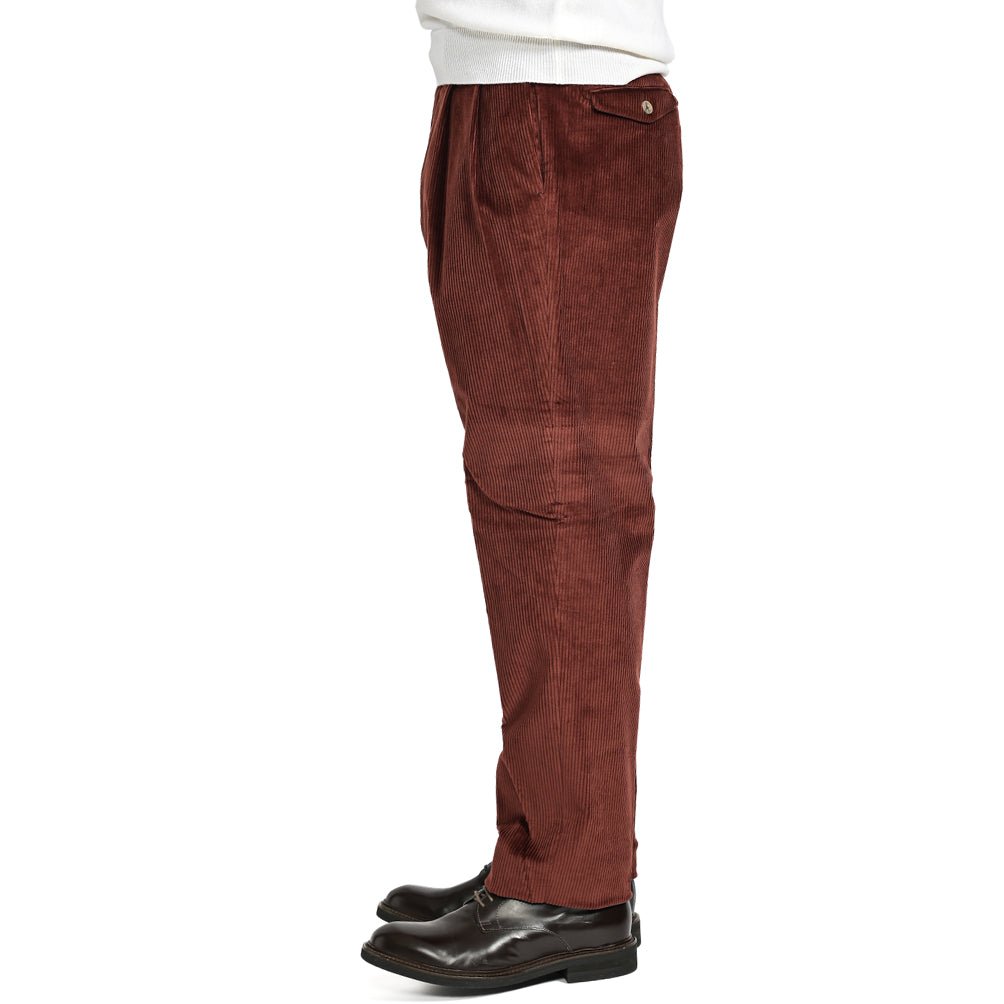 SALE｜BERWICH NEGRONI LUX ストレッチコットンコーデュロイ ツータックスラックス｜411937 - 46｜GUARDAROBA MILANO OFFICIAL STORE